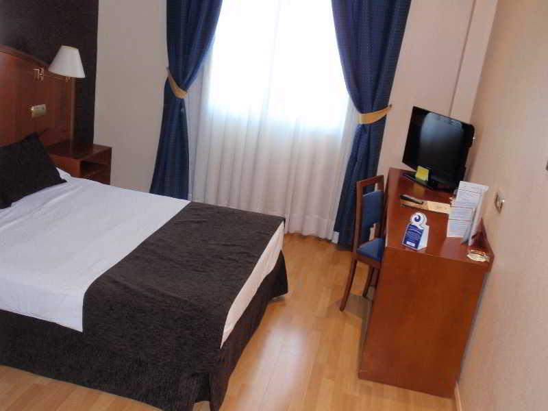 Ponferrada Plaza 호텔 외부 사진