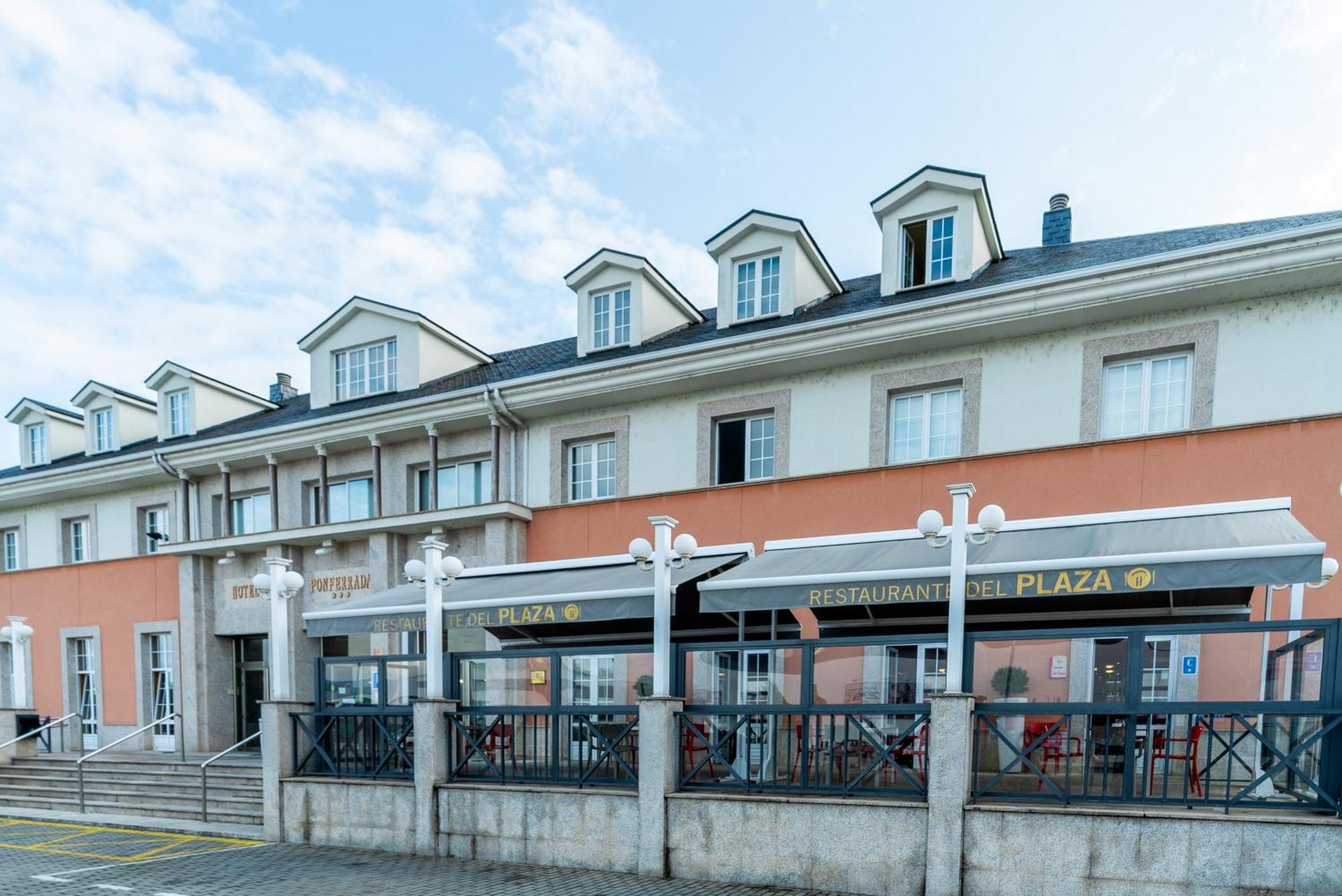 Ponferrada Plaza 호텔 외부 사진